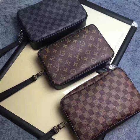 bolso louis vuitton hombre original precio|carteras louis vuitton mujer.